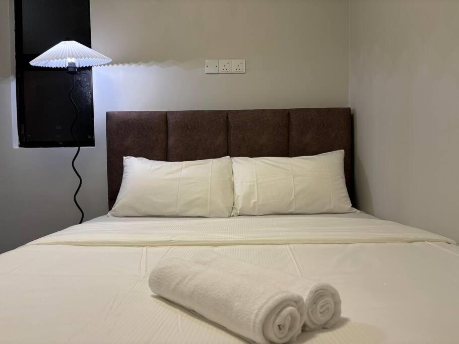 Apartment R7 Hotel-style With Bathroom #1min Walk To Ksl Mall *